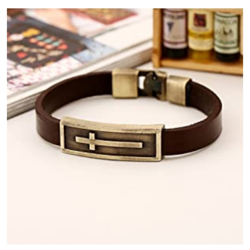 *NWT* Metal Cross Leather Bracelet Wristband